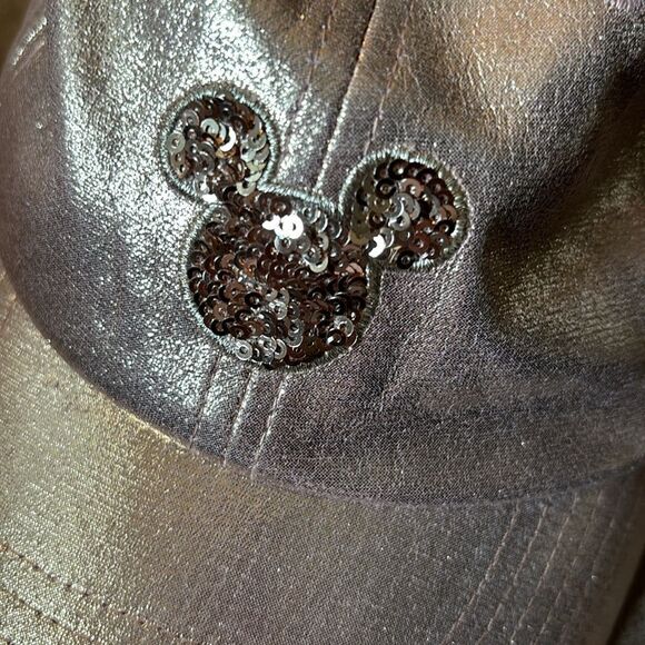 Disney Parks Metallic Rose Gold Mickey Mouse
Adult Hat New No Tags main image 5